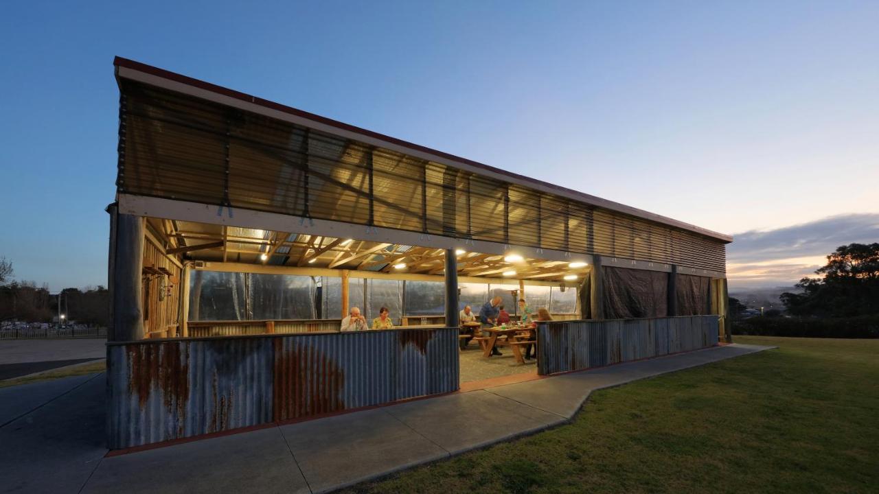 Tenterfield Motor Inn Exterior foto